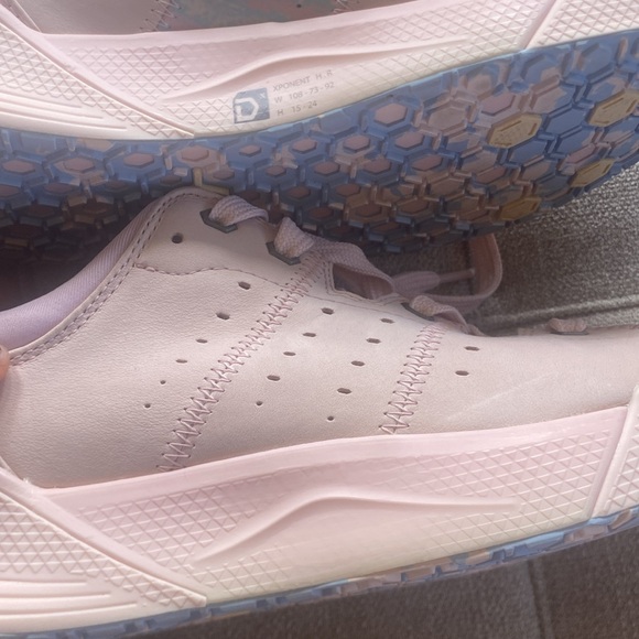 New In Box Deckers X Lab Women’s X-Scape NBK Low Pink - Picture 9 of 10